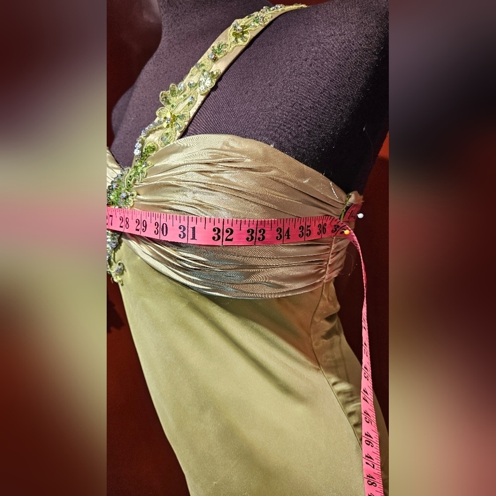 One-shoulder Lime Green evening gown. Size 8. Beading Detail - Picture 12 of 15